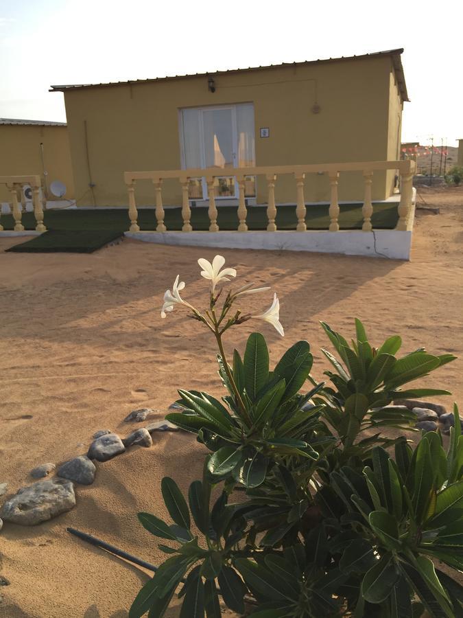 Golden Palm Oasis Hotel Fulayj al Masha'ikh Ngoại thất bức ảnh